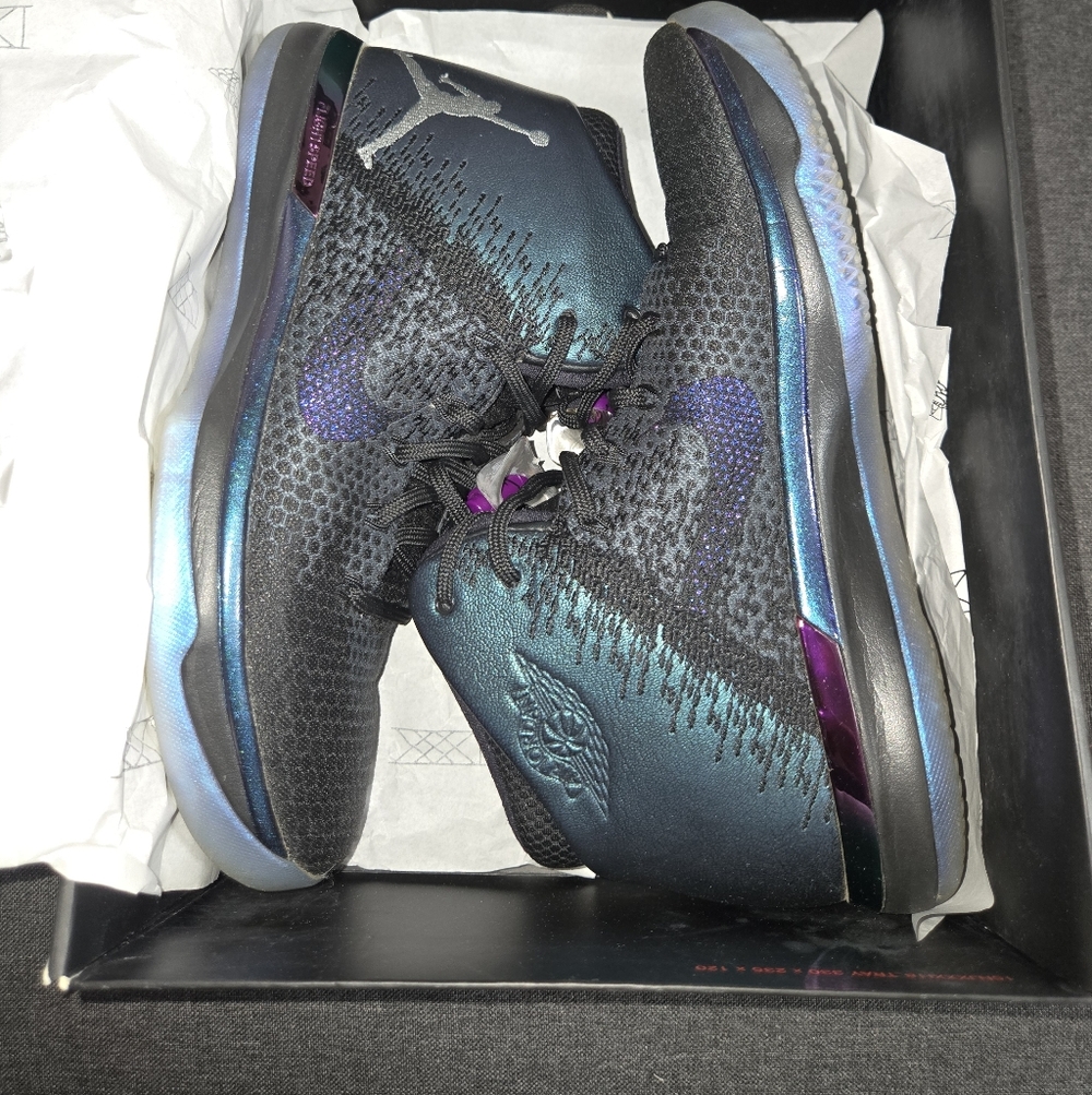 Air Jordan XXX1 Shoes with Box - Mens Size 8.5 - Black & Metallic Silver
